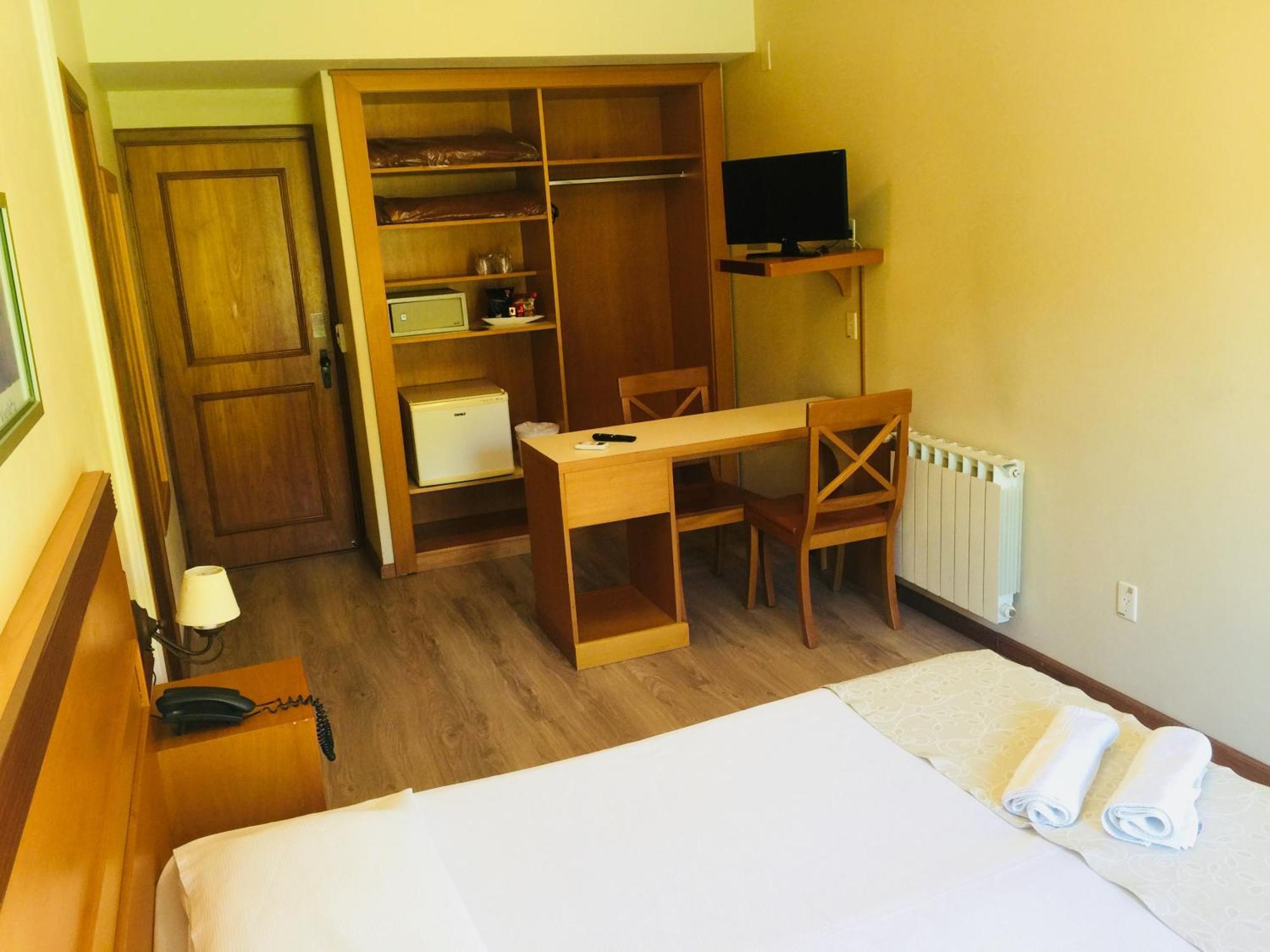 Hotel Tissiani กาเนรา ห้อง รูปภาพ